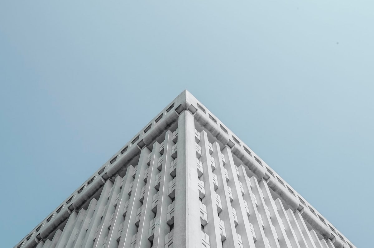 0-2再败！英超51岁名帅危机：上任23天 3场1分 深陷降级区